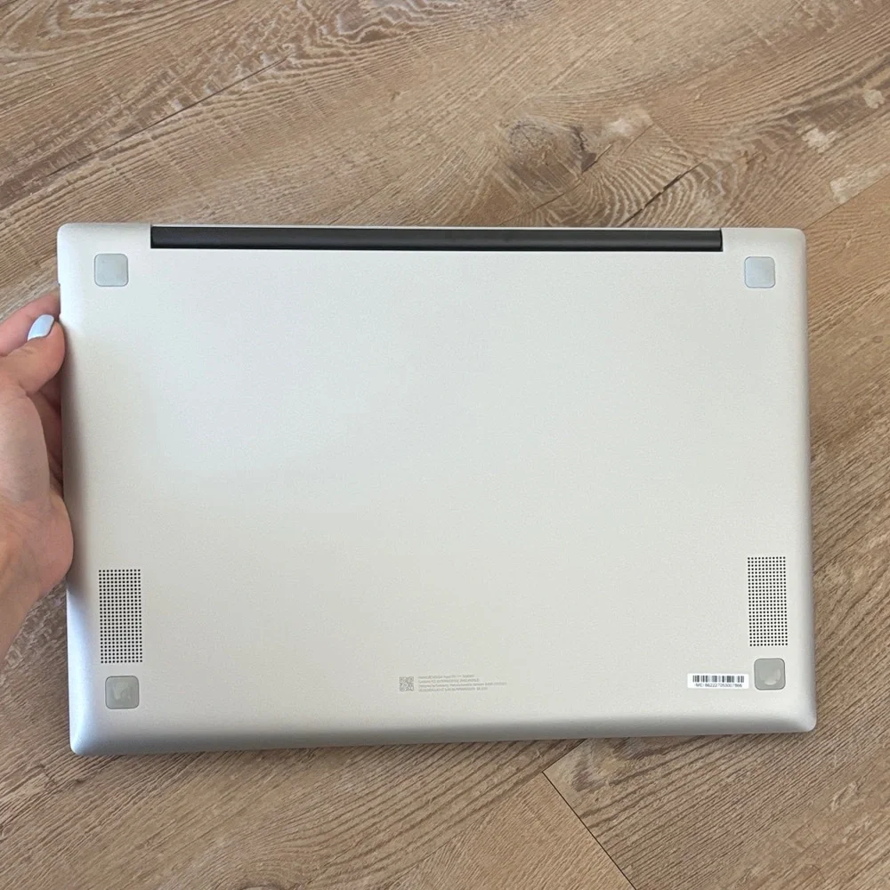 Samsung Silver and Black Laptop